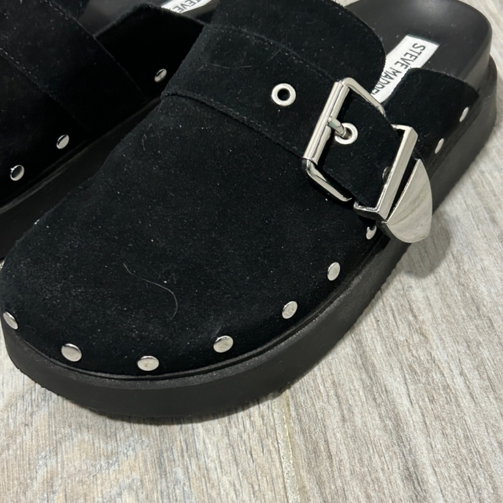 LIKE NEW! Women's Steve Madden Cherrie Black Suede Clog - 6.5 - Picture 4 of 11
